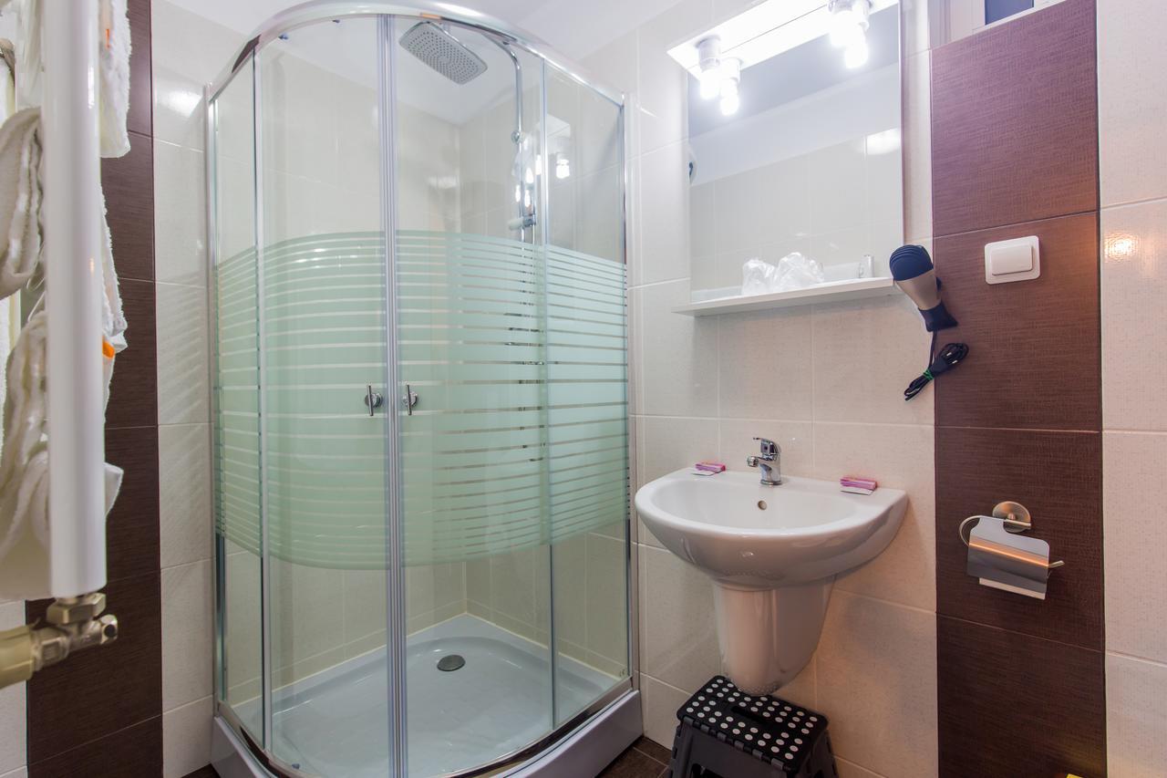 Hotel Raxand Residence Mioveni Εξωτερικό φωτογραφία