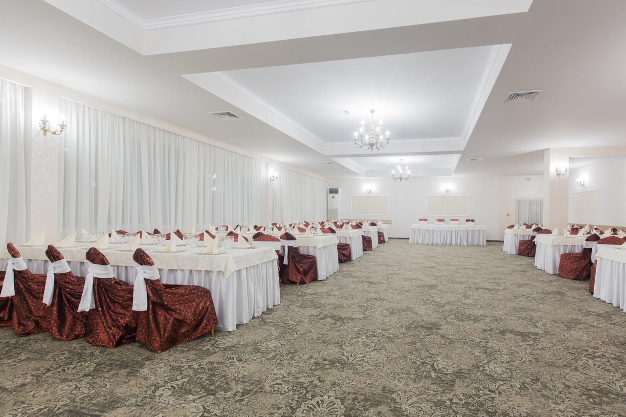 Hotel Raxand Residence Mioveni Εξωτερικό φωτογραφία